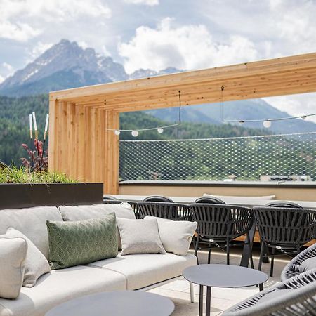 Loewe Dolomites Hotel San Candido Exterior photo